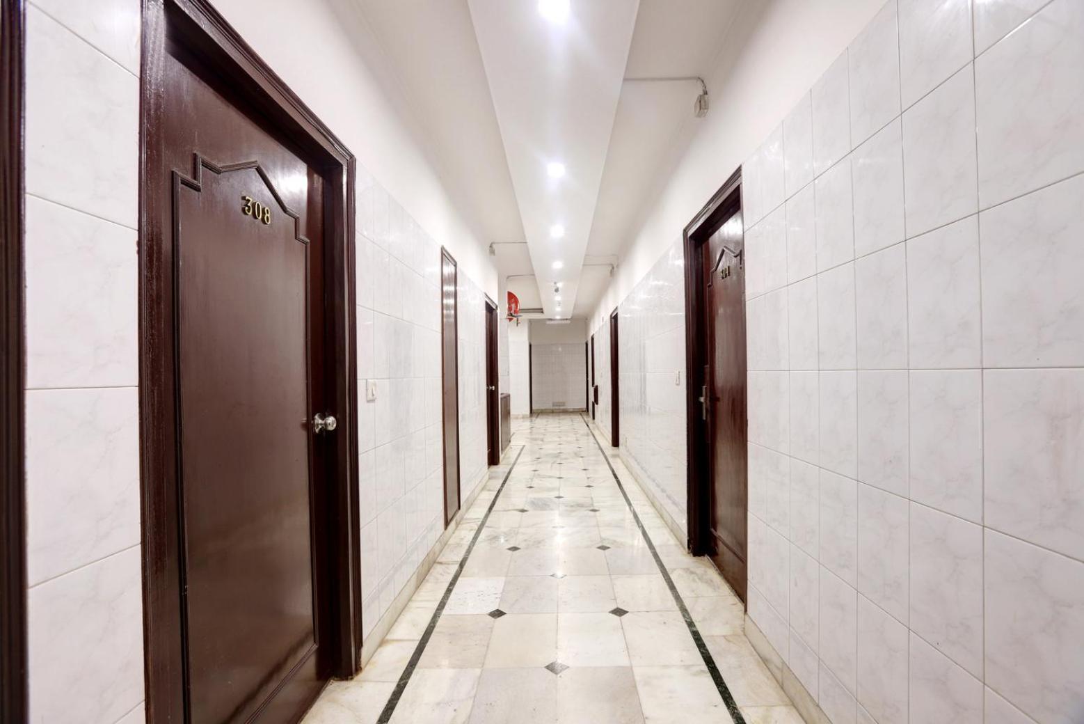 Hotel Delhi Darbar Buitenkant foto