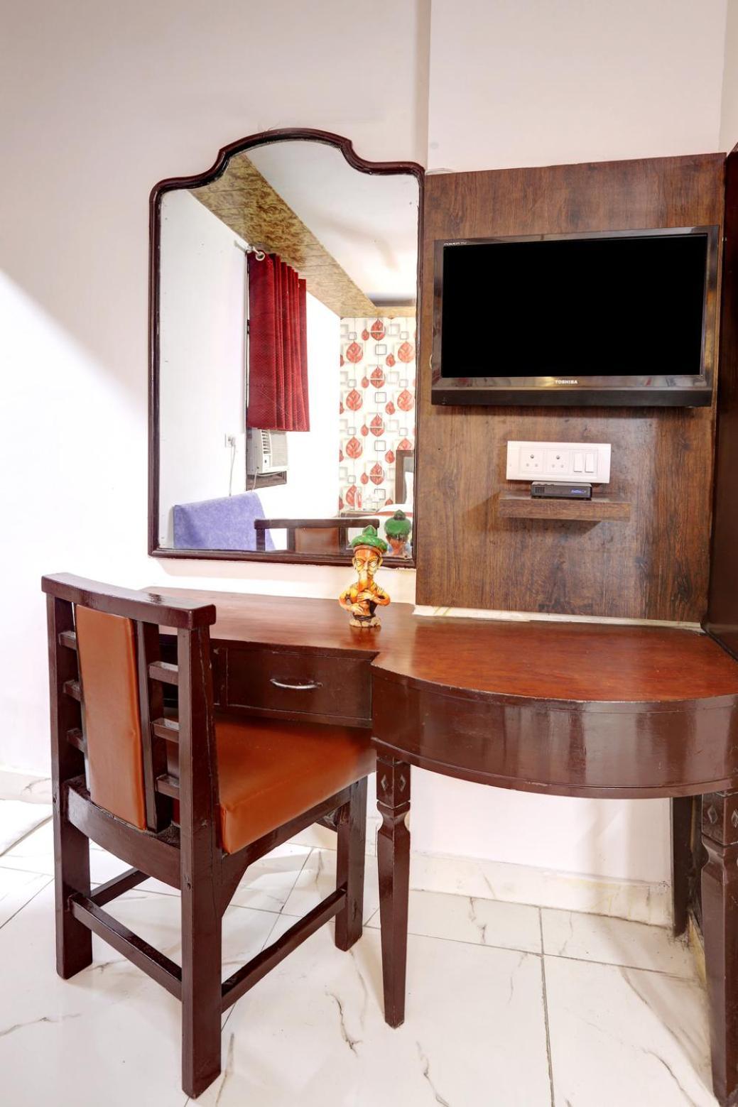 Hotel Delhi Darbar Buitenkant foto