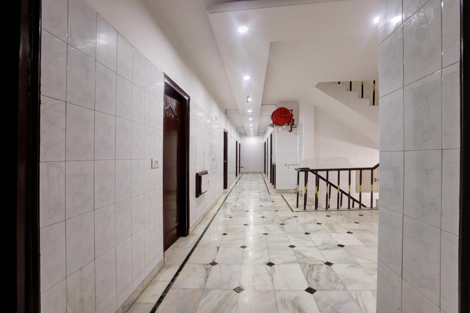 Hotel Delhi Darbar Buitenkant foto
