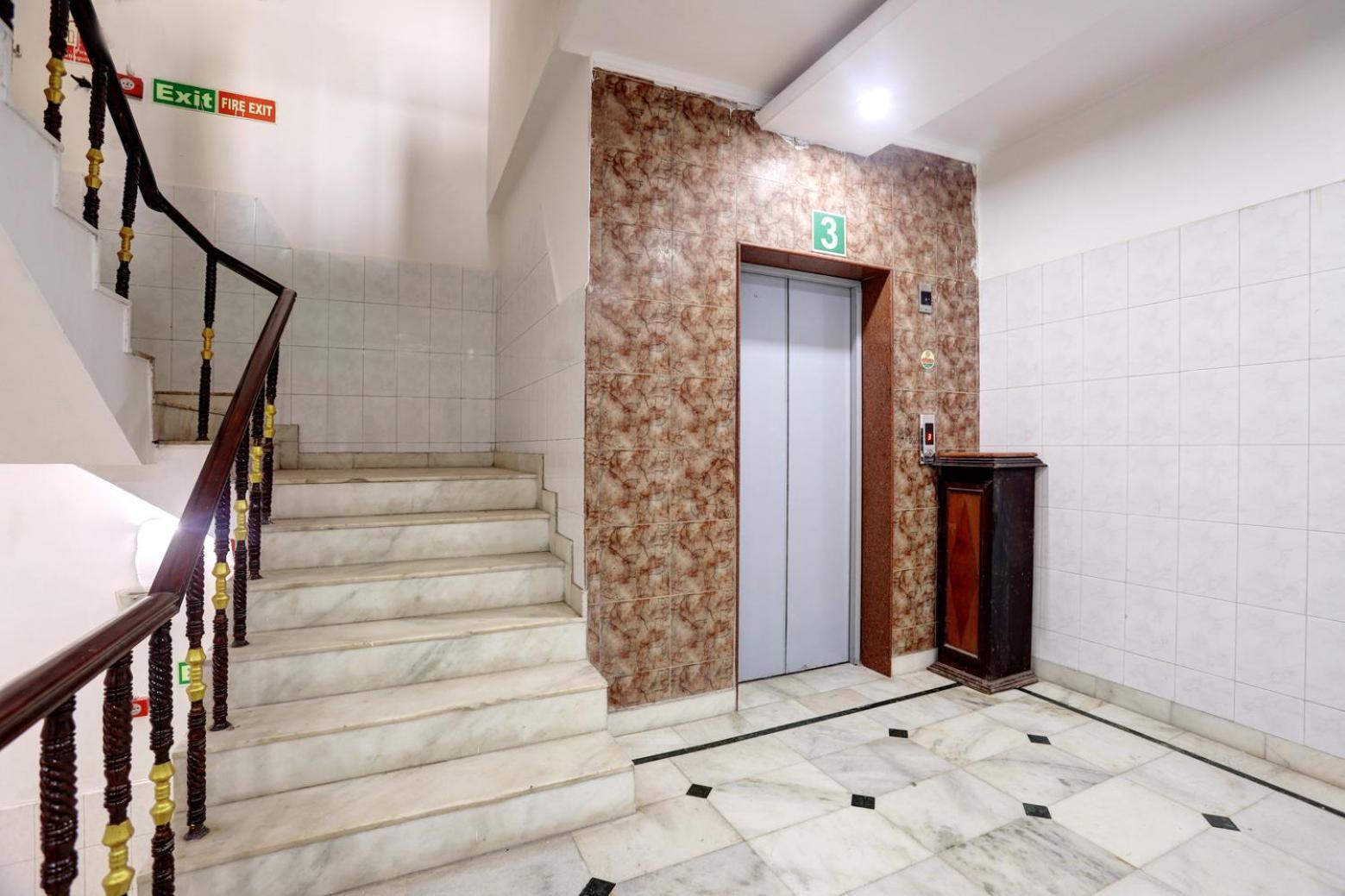 Hotel Delhi Darbar Buitenkant foto